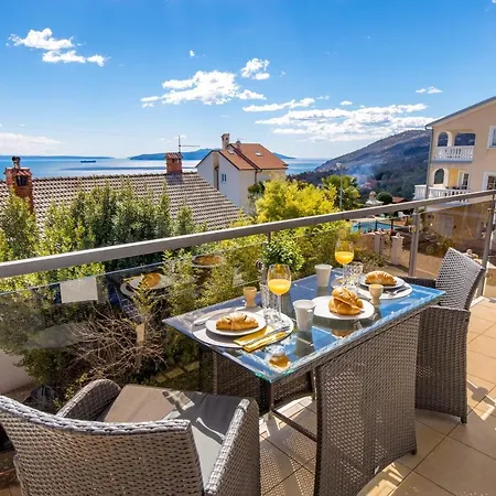 Chiara Opatija, Victoria With Terrace, Panoramic Sea View Apartamento Ičići