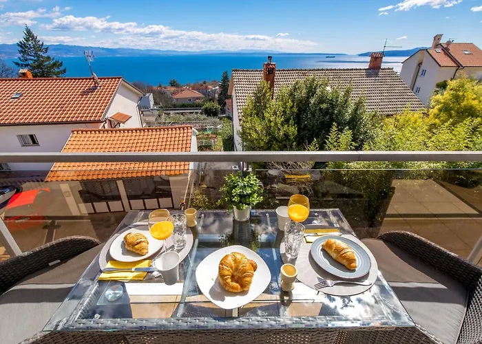 아파트 Chiara Opatija, Victoria With Terrace, Panoramic Sea View *